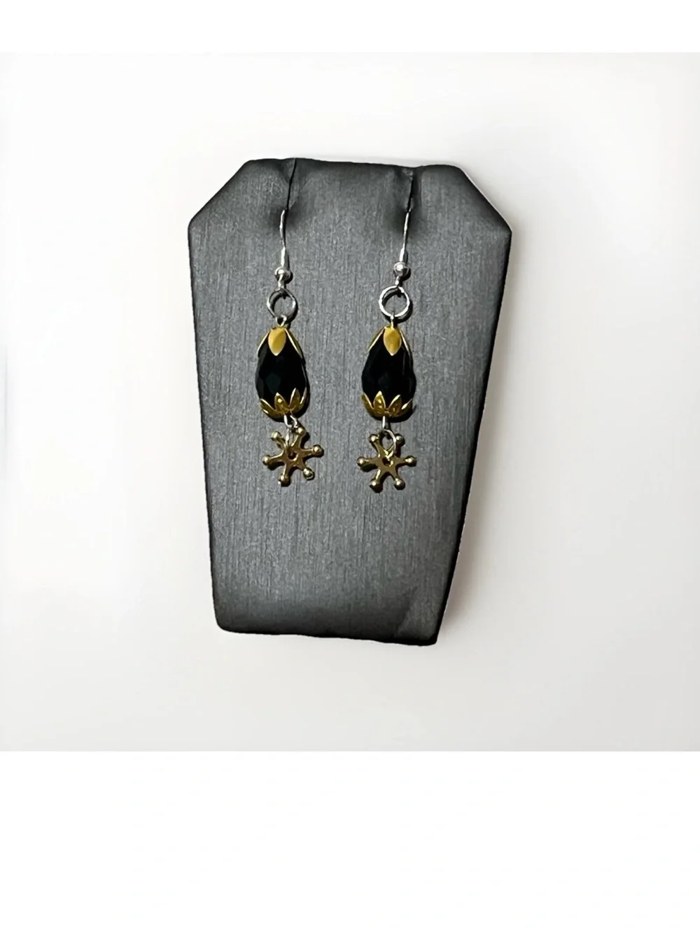 Gothic Black Teardrop Dangle Earrings Gold Cap Star Charm Drop Witchy Halloween